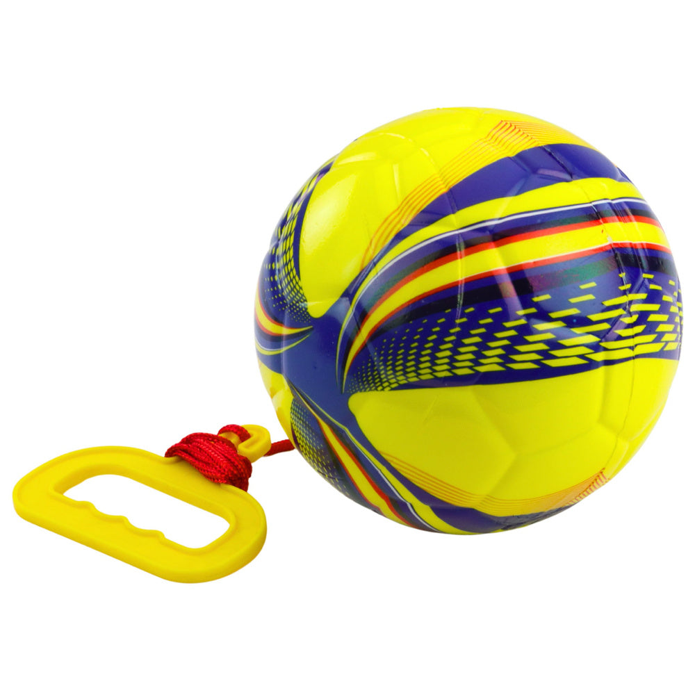 LEAN Toys Schaumstoffball an einer Schnur mit Zuggriff Gelb 14cm – Produktabbildung 2