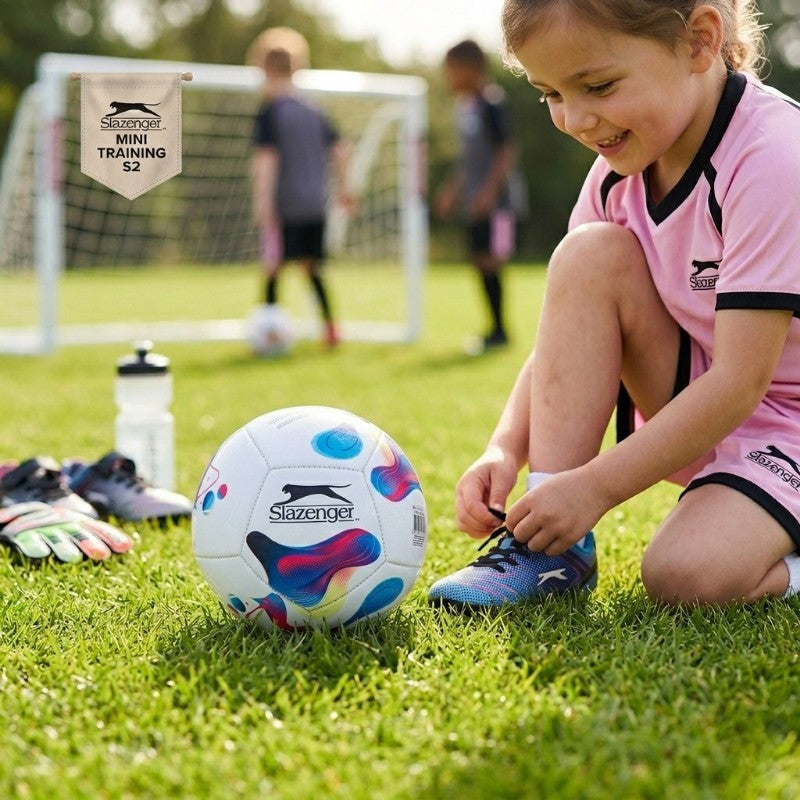 Slazenger - Mini Trainings- Fußball- Ball für Kinder 12 panelů Größe 2 (weiß/blau) – Produktabbildung 2