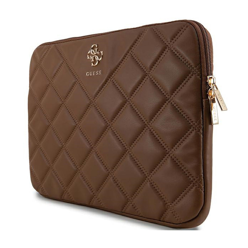 Guess Quilted 4G Sleeve – Laptop-Hülle 13" / 14" (braun) – Produktabbildung 2