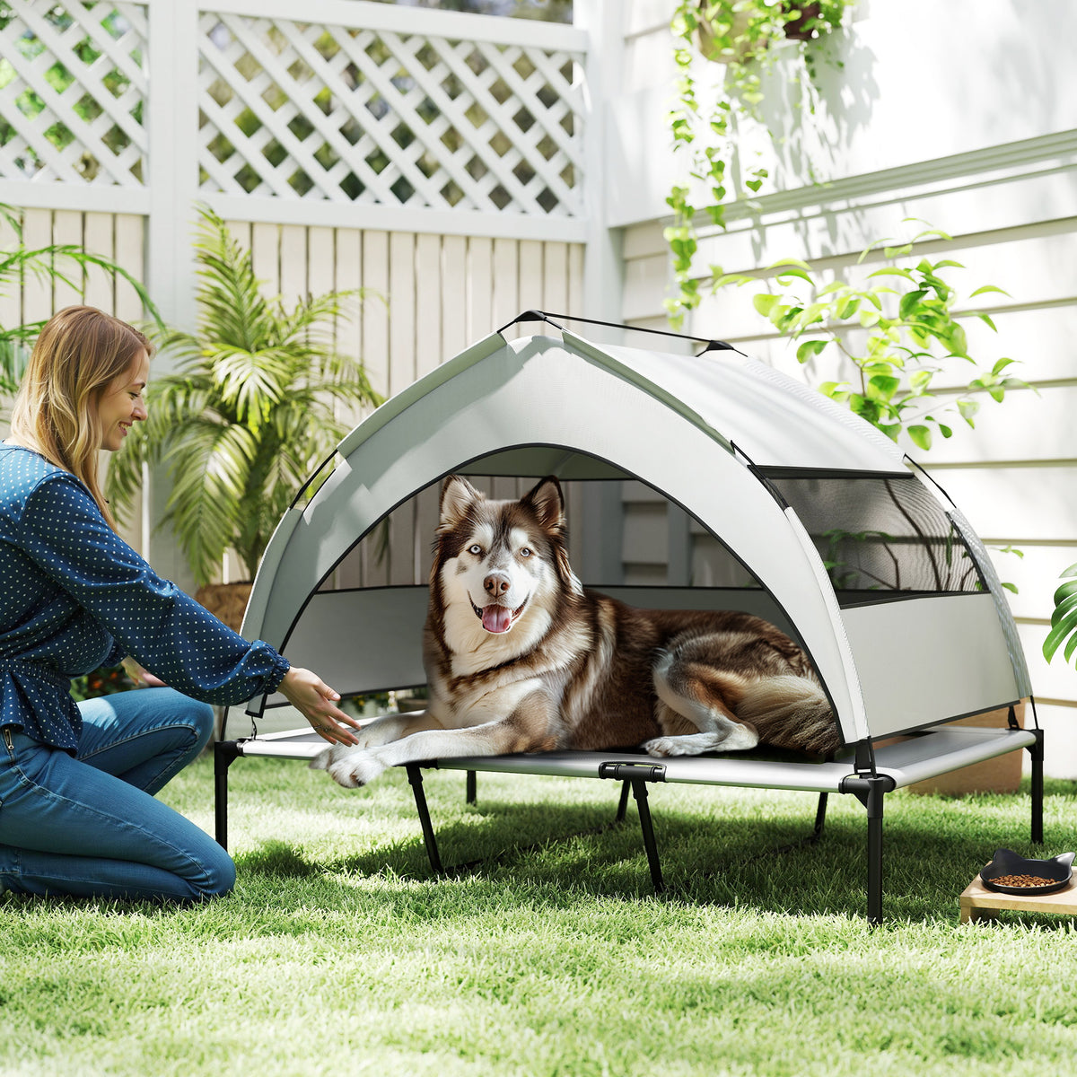 PawHut Hundeliege Outdoor mit Dach, Erhöhtes Hundebett für extra große Hunde, mit Stahlrahmen – Produktabbildung 2