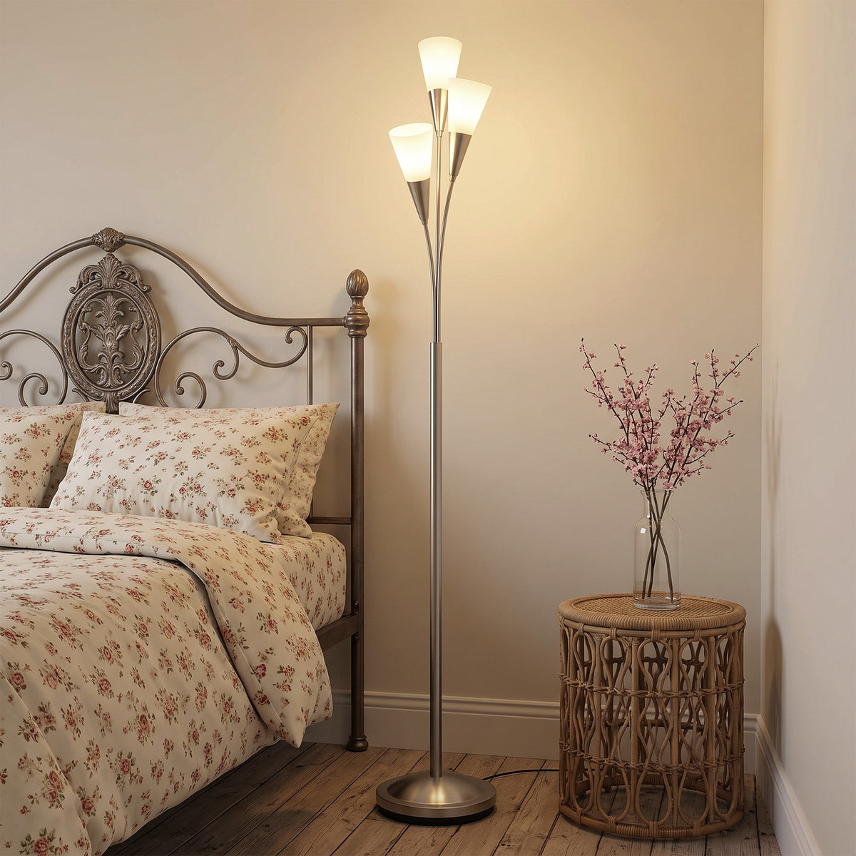 HOMCOM Stehlampe Wohnzimmer 40 W Stehleuchte mit Fußschalter, 3 x E14-Fassung für Schlafzimmer, Büro – Produktabbildung 2