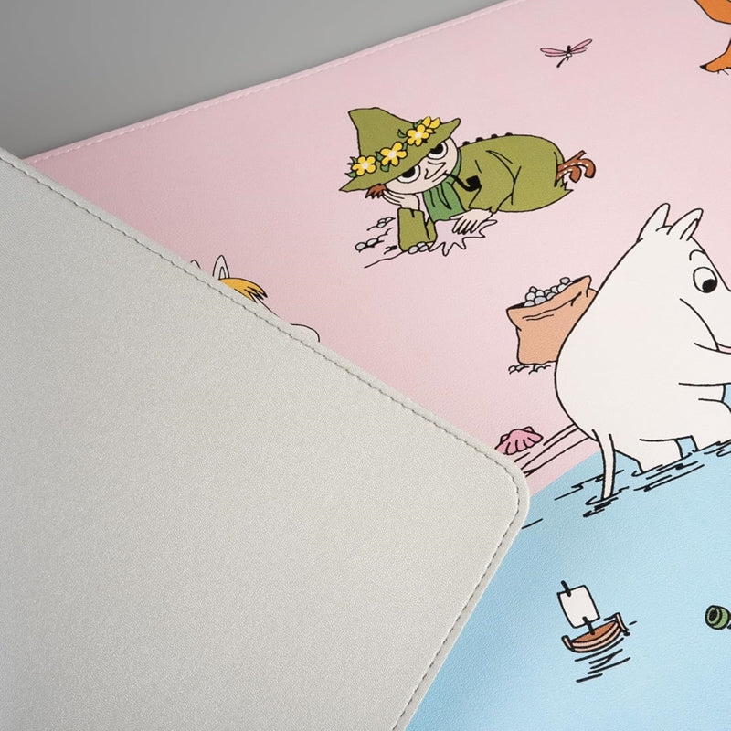 Moomin Mumins - XL psací Unterlage aus eko Leder 60 x 35 cm – Produktabbildung 2