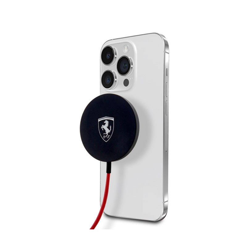 Ferrari MagSafe Shield Logo - 15W Induktions- Ladegerät MagSafe (schwarz)