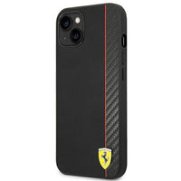 Ferrari Carbon - Hülle für iPhone 14 Plus (schwarz) – Produktabbildung 2