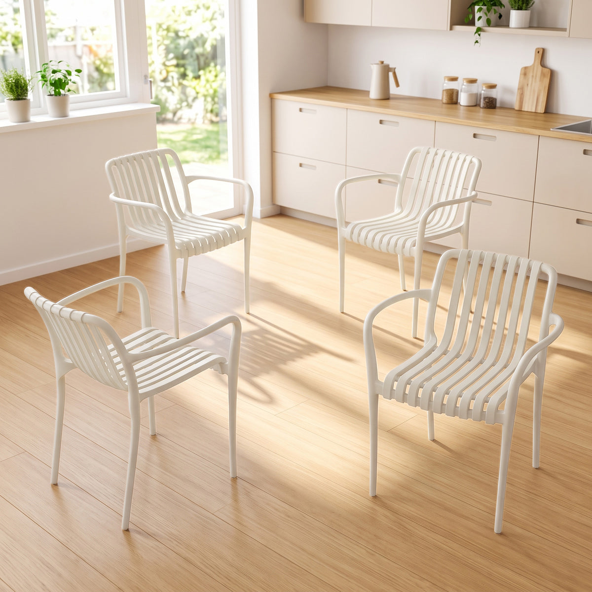 Outsunny Gartenstühle 4er Set Stapelbare Terrassenstühle mit Lamelldesign Armlehnen, Ergonomisch – Produktabbildung 2