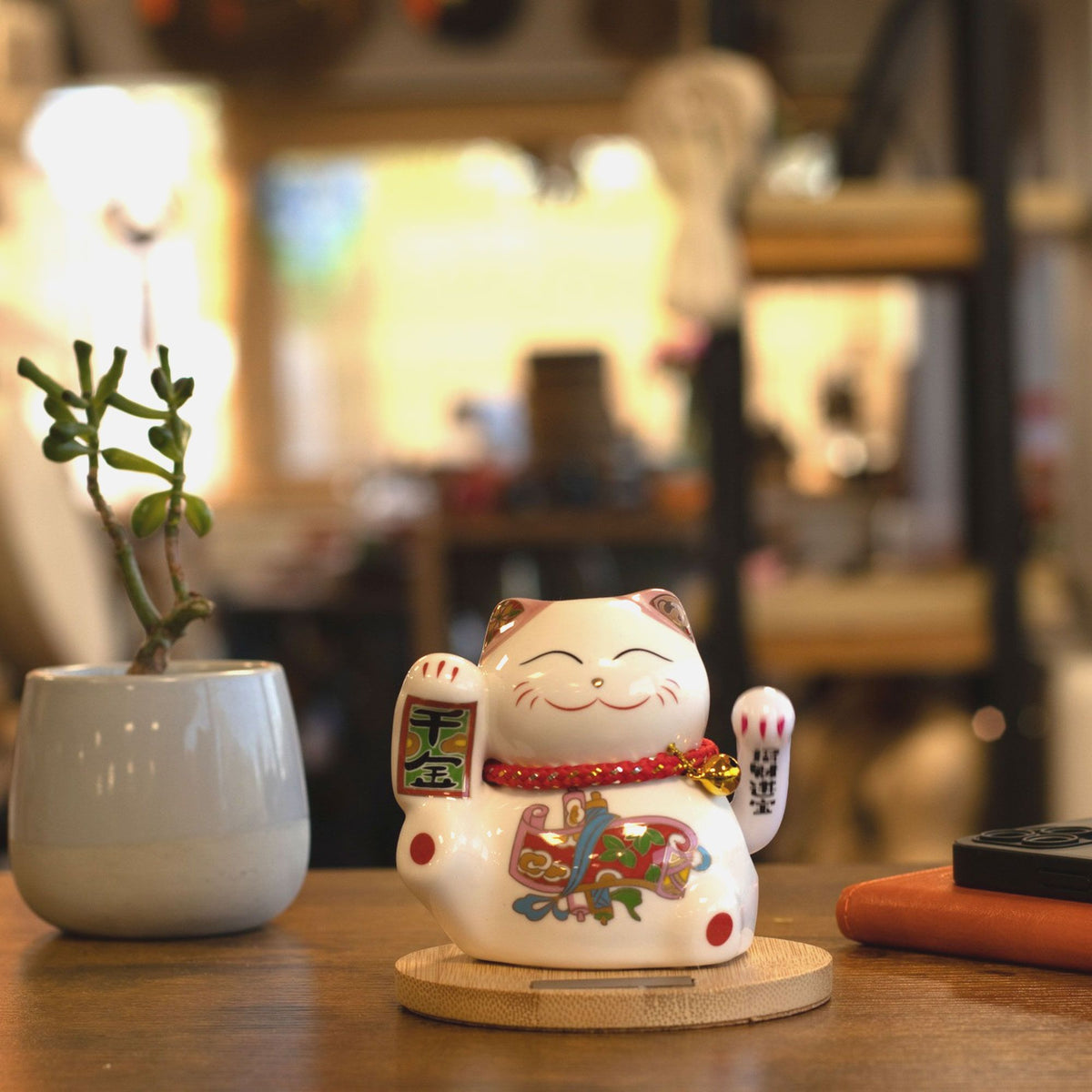 Solar Money Cat Wooden Base  - Pink moving Hand