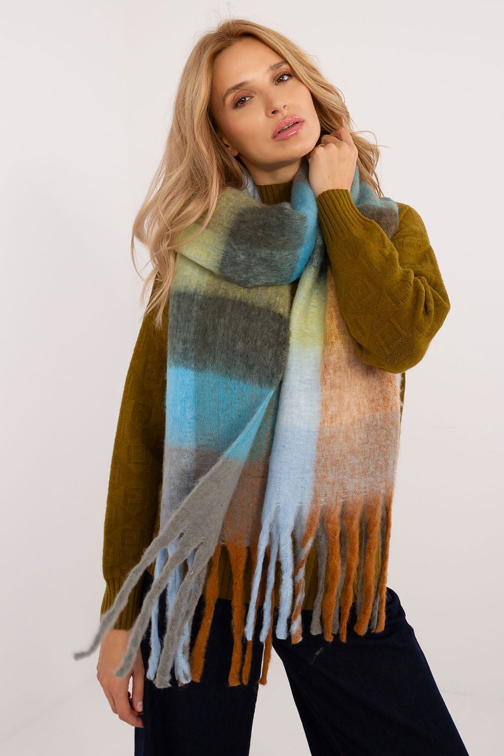  Schal model 200279 Wool Fashion Italia 