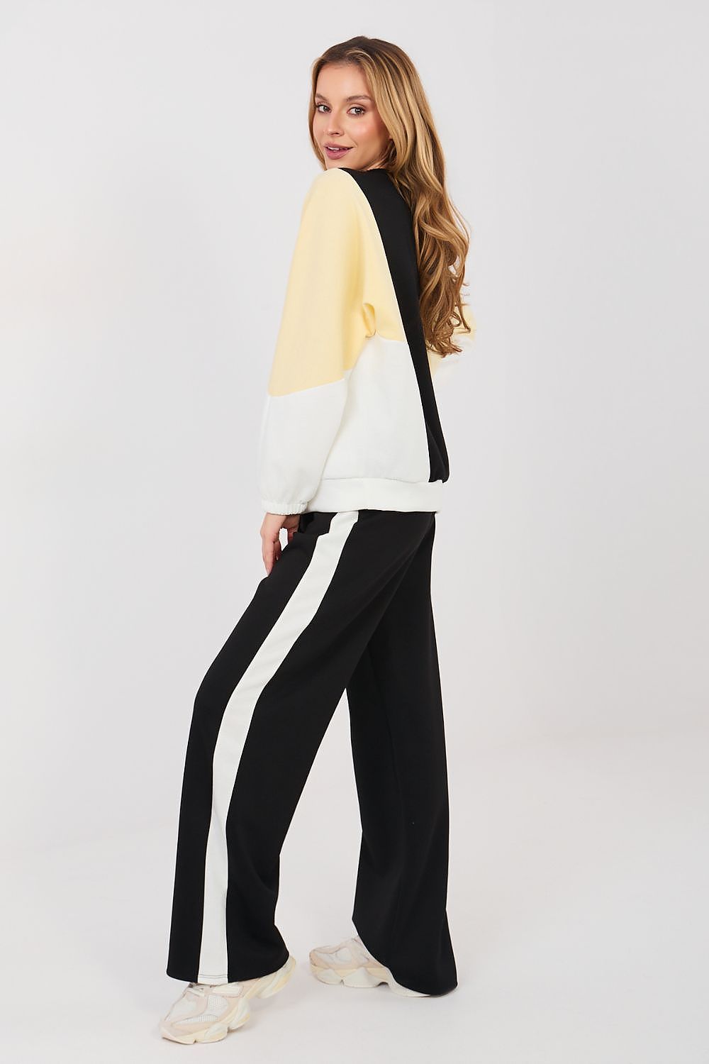  Set model 224784 Rue Paris 