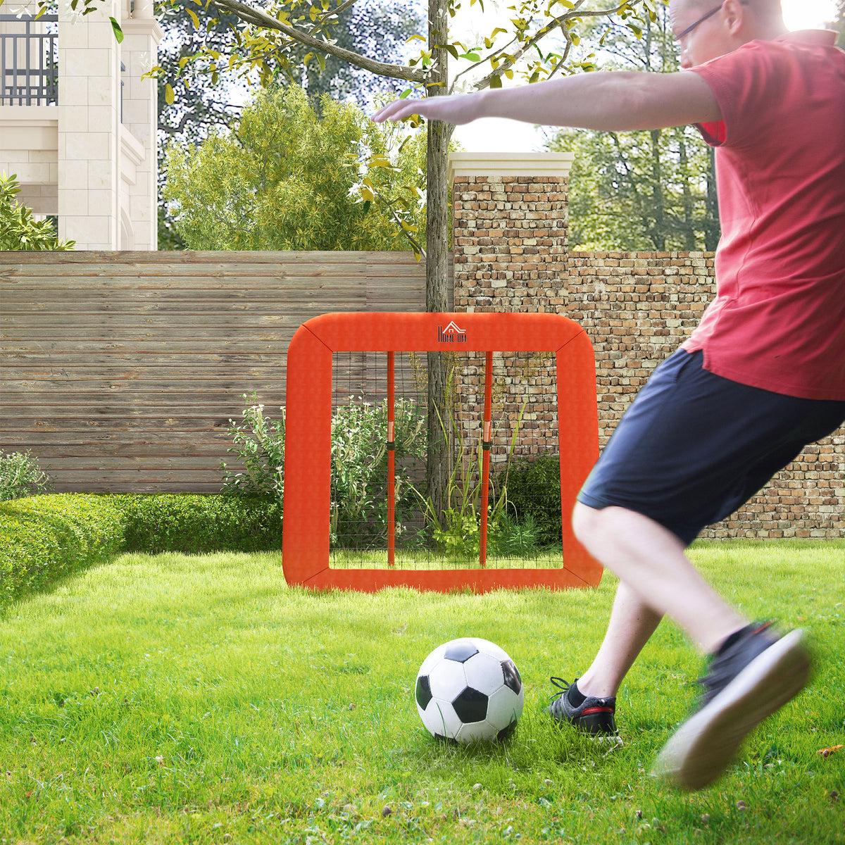 HOMCOM Fußball-Rückprallnetz, verstellbar, faltbar, Metallrahmen, Allwetter-PE-Netz, inkl. Heringe, Rot – Produktabbildung 2