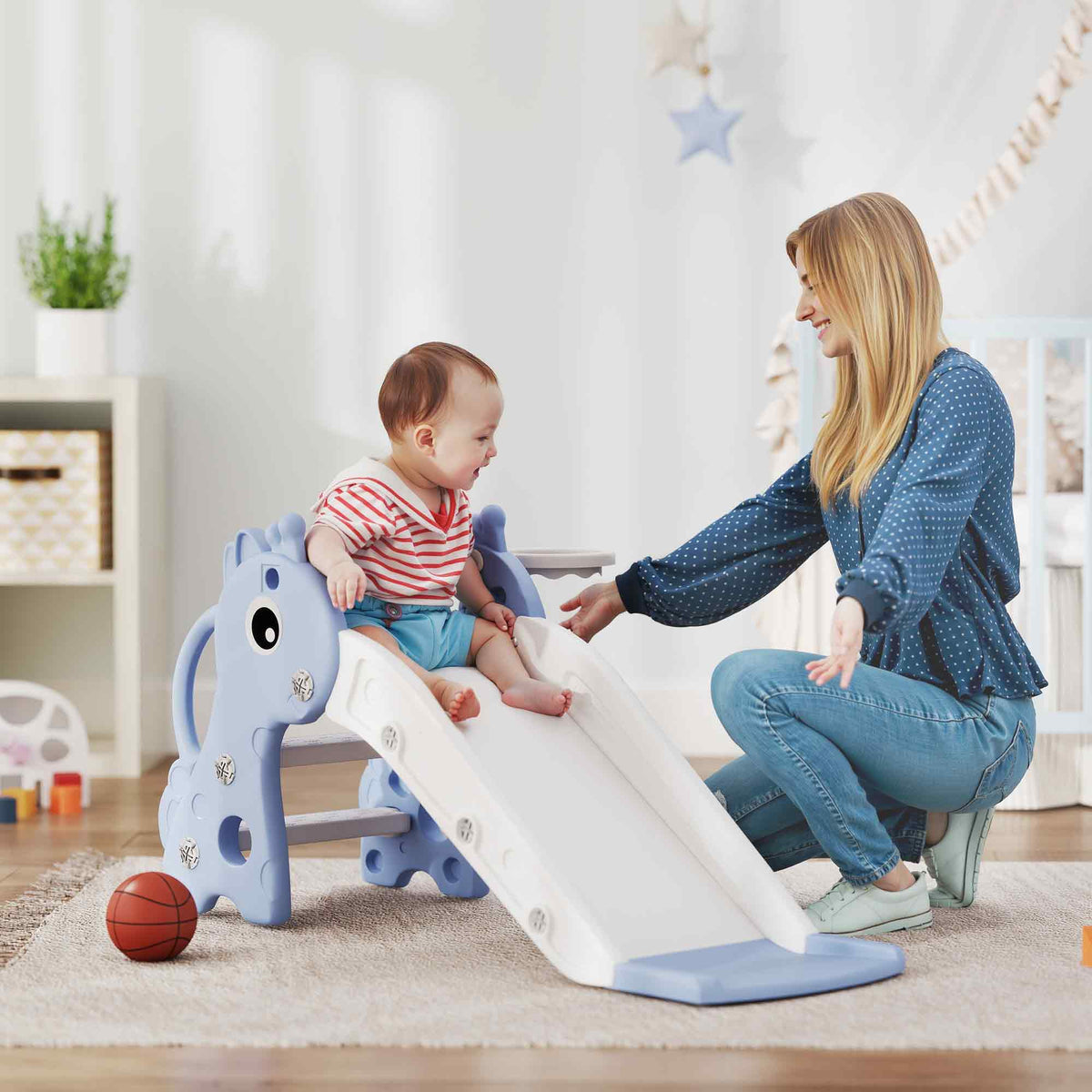 3-in-1 Rutsche für Kinder, Giraffenform, Basketballkorb, Ball, Blau – Produktabbildung 2
