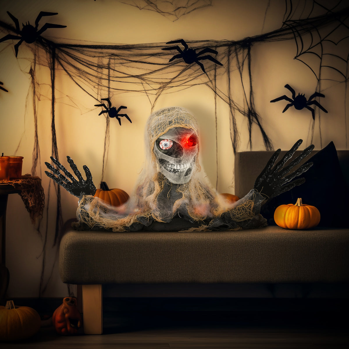 HOMCOM Halloweendekoration, einäugige Mumie, biegsame Arme, leuchtende Augen, gruseliges Heulen – Produktabbildung 2
