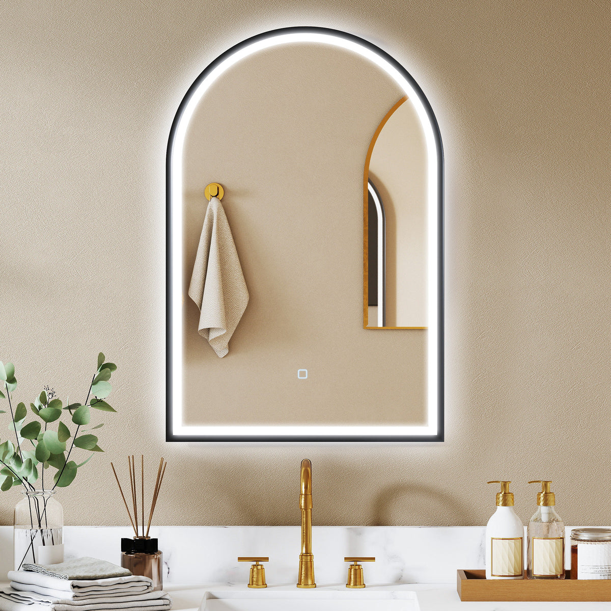 HOMCOM LED Badezimmerspiegel 60 x 90 cm mit Beleuchtung, Front- & Rückbeleuchtung, Memory-Funktion – Produktabbildung 2